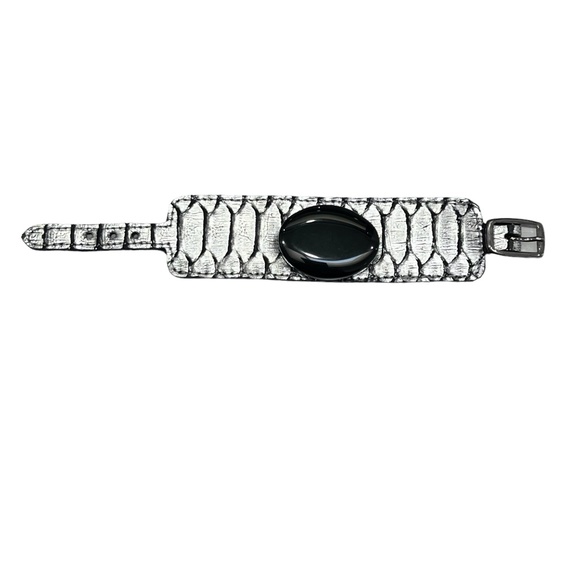 HEATHER HAWKINS SILVER CROCODILE LEATHER BRACELET WITH BLACK STONE - Picture 13 of 16